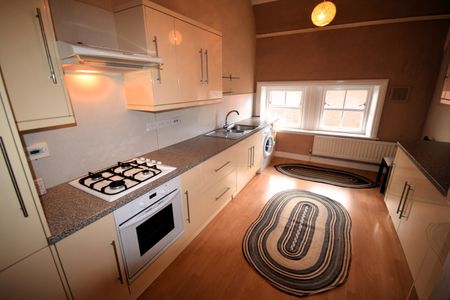 St. Gabriels Court, CA1 - Photo 5