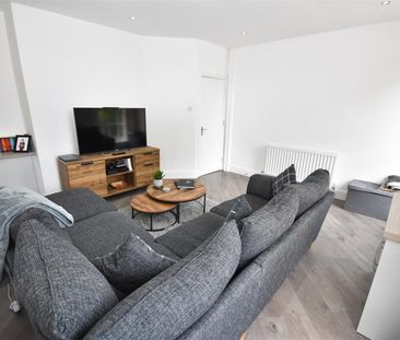 Park Road North, Birkenhead - Photo 2