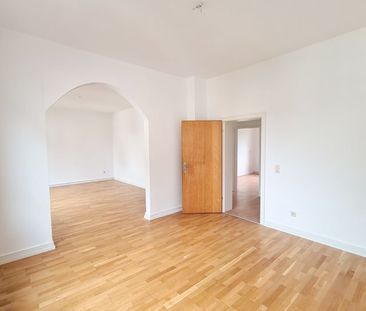 Zentrale 4-Zimmer-Wohnung für Familien - Photo 1