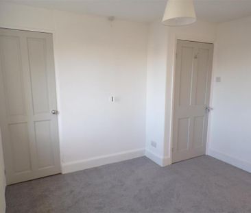 2 bedroom property to rent - Photo 5