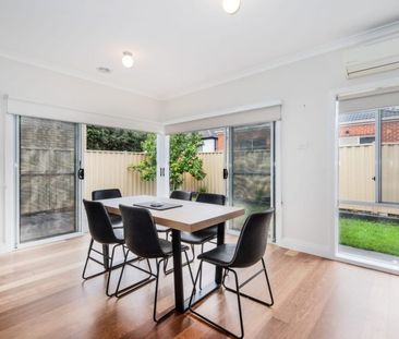 Charming Home in Sought After location! - Photo 3