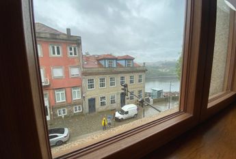 Fantástico Apartamento T1 para Arrendamento sobre o Douro