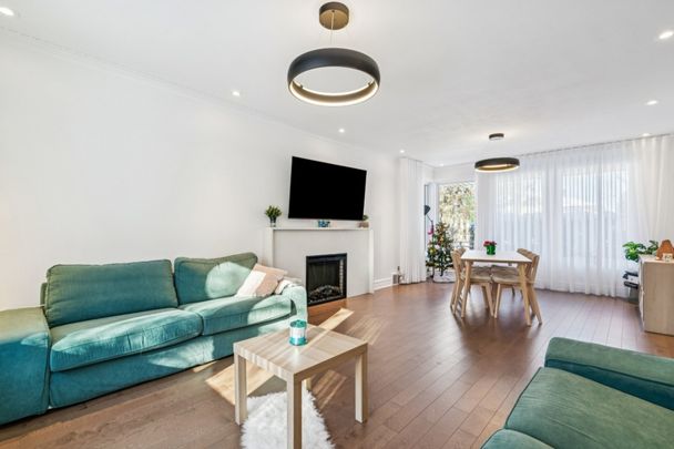 1768 Ch. Lucerne, H3R 2J3, Mont-Royal - Photo 1