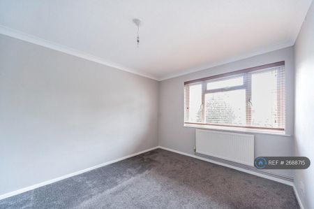 2 bedroom apartment to rent - Photo 4