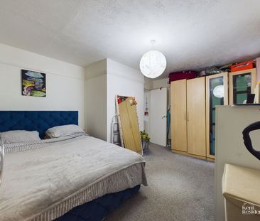 1 bed flat to rent in New Road, Chatham, ME4 - Photo 5