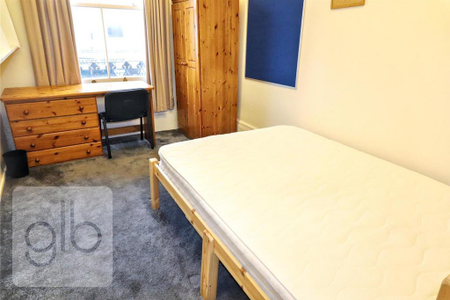 5 bedroom house share to rent - Photo 4