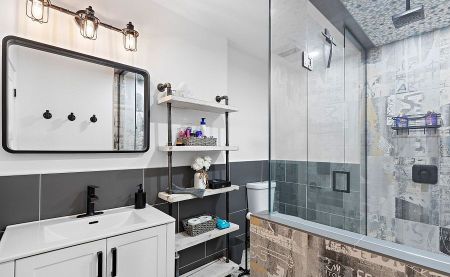 For Lease - 24 Hucknall Road Unit# Main Floor, Toronto, Ontario - Photo 5