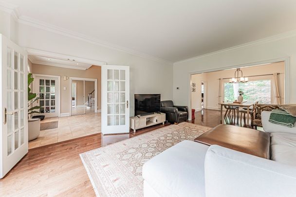 For Lease - 2175 Oneida Court, Mississauga, Ontario - Photo 1
