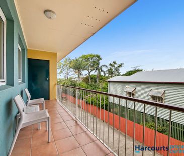2/105 Waverley Street, Annerley QLD 4103 - Apartment For Rent | Domain - Photo 3