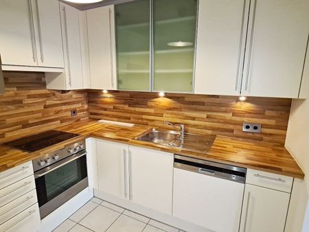 KETTENBRÜCKENGASSE, U4-Nähe, 62 m2 Dachgeschoß, 2 Zimmer, Küche, Wannenbad, Parketten, Naschmarkt-Nähe - Foto 3