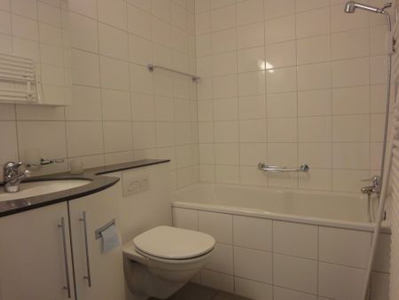 Freundliche Wohnung an zentraler Lage - Photo 3