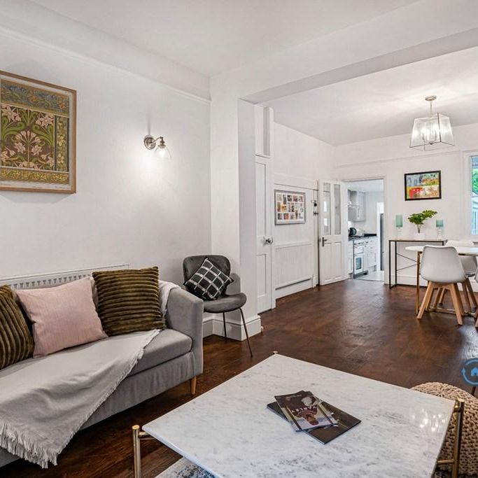 3 bedroom detached house to rent - Photo 1