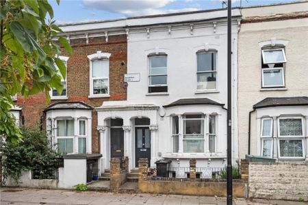 1 Bed Flat, Reighton Road, E5 - Photo 2