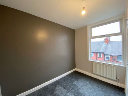 4 Bed Terraced House, Highfield Road, LS13 - Photo 4