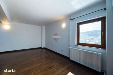 Apartament 5 camere de închiriat| Zona 15 Noiembrie |Vedere panoramica - Fotografie 5