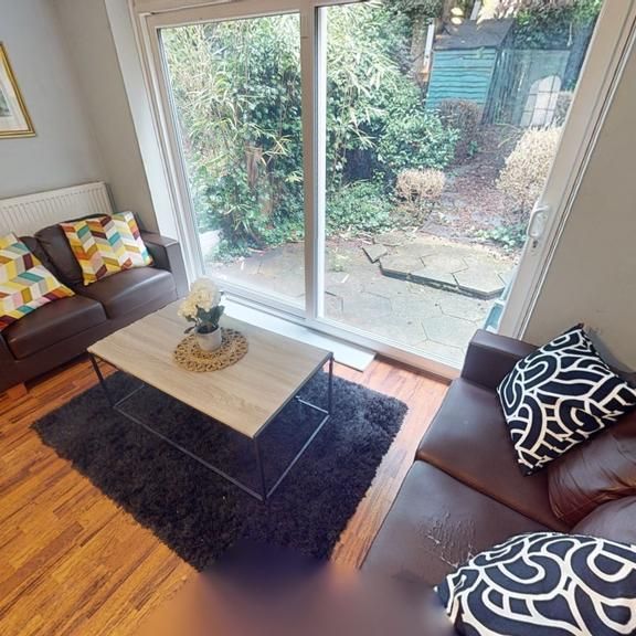 3 bedroom townhouse to rent - Photo 1