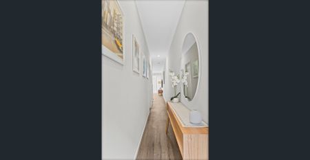 Charming 2-Bedroom Home in Broadmeadows - Photo 2