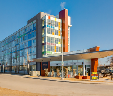 At Kaleidoscope - Photo 3