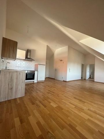 Leben in Laim: ausgebaute 3-Zimmer-Dachgeschoss-Wohnung - Photo 3