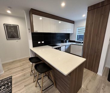 Highlight on Hibiscus - Photo 6