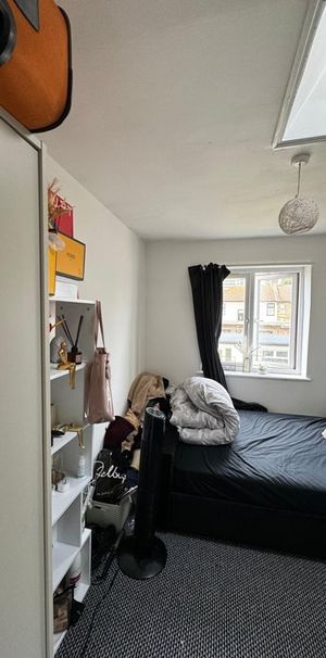 Room in a Shared House, Audrey Road, IG1 - Photo 2