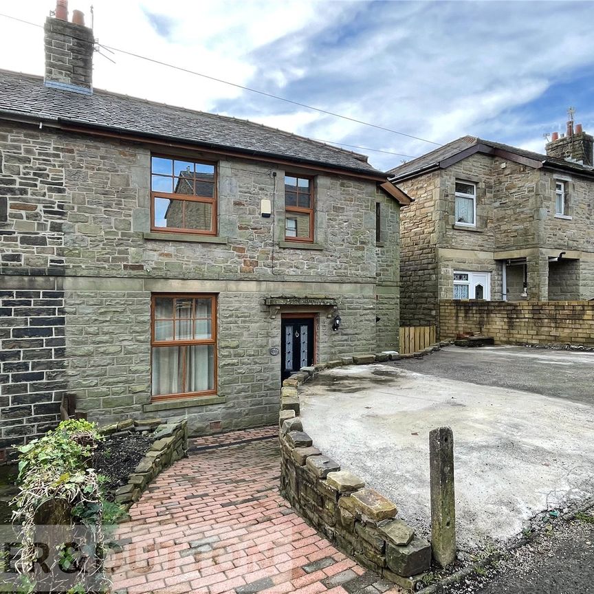 Haslingden Old Road, Rossendale, Lancashire, BB4 - Photo 1