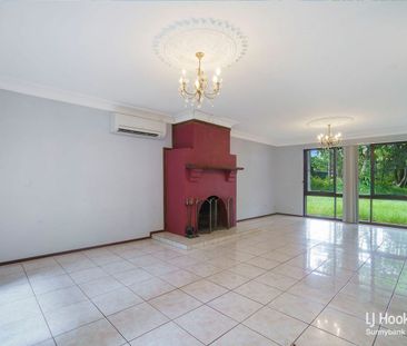 UNIQUE CHARACTER HOME ON SPACIOUS BLOCK - Photo 6