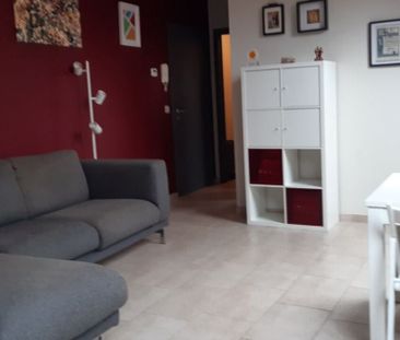 Appartement te huur in Merelbeke voor € 750 met 1 slaapkamer - Photo 3