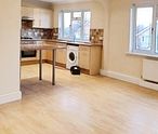 Properties to rent in South East England - Photo 3