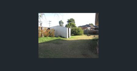 Low Maintenance & Open Plan - Just Perfect! - Photo 3