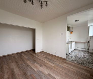 Location Appartement 2 pièces 39m² - Photo 4