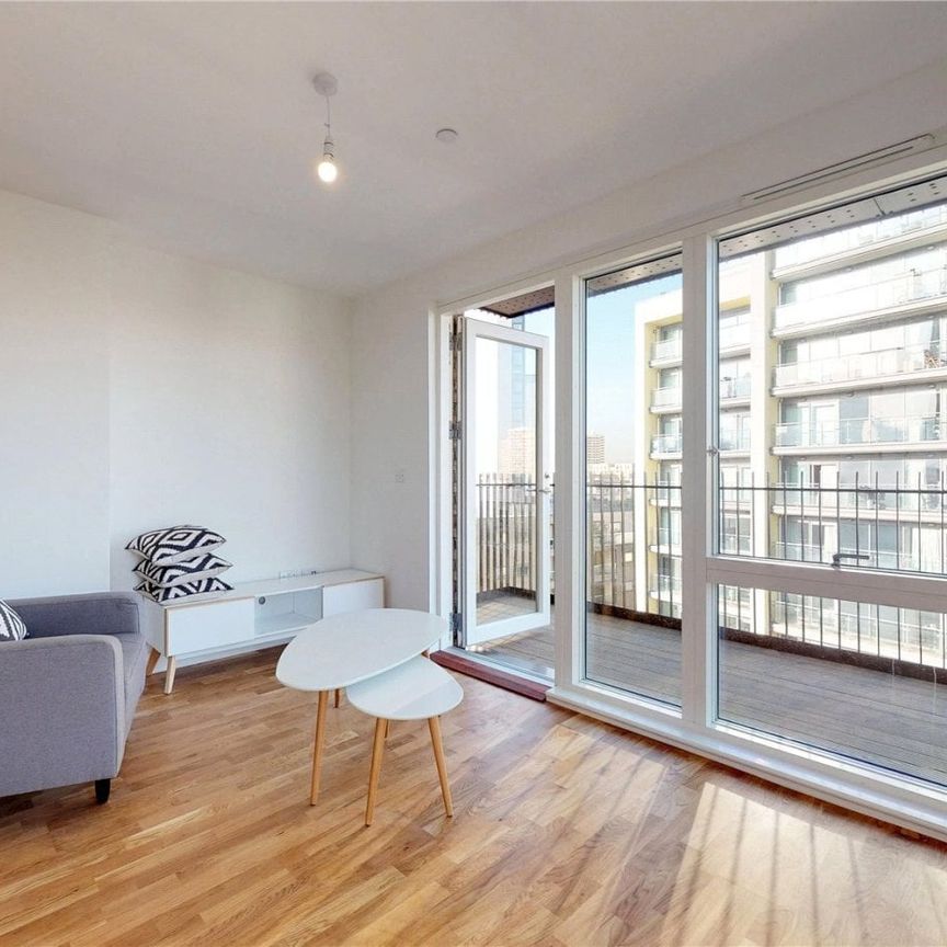 Upper North Street, London, E14 - Photo 1