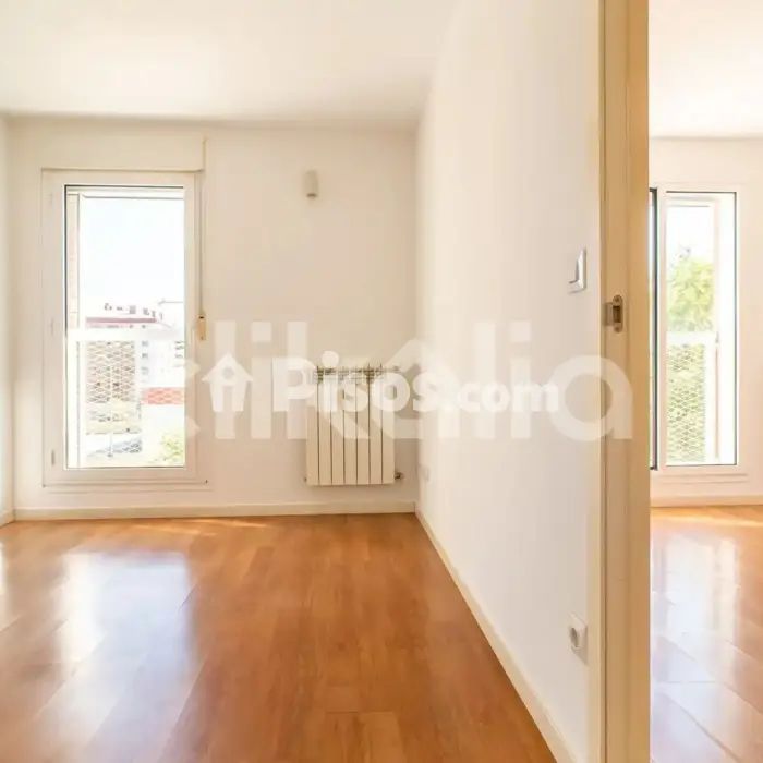 Piso en alquiler en Sur-Este - Photo 1