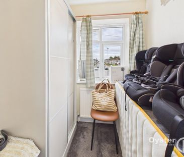 4 bedroom semi-detached house to rent - Photo 5