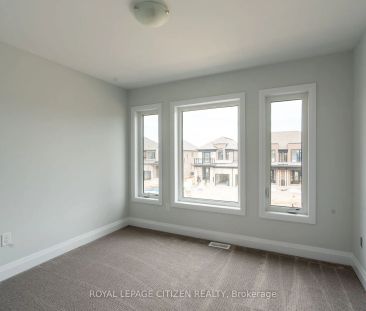 Property For Lease | X9260618 - Photo 2