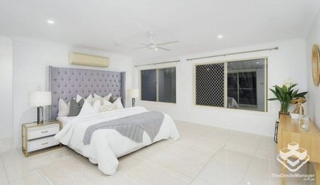 Stunning Family Living in "The Avenue" - Sunnybank Hills Primary Catchment! - Photo 3