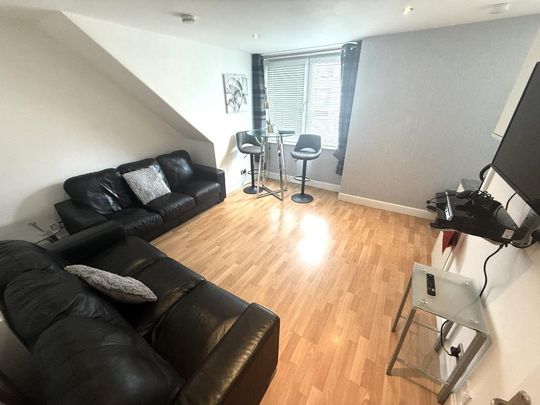 1 bedroom flat to rent - Photo 1