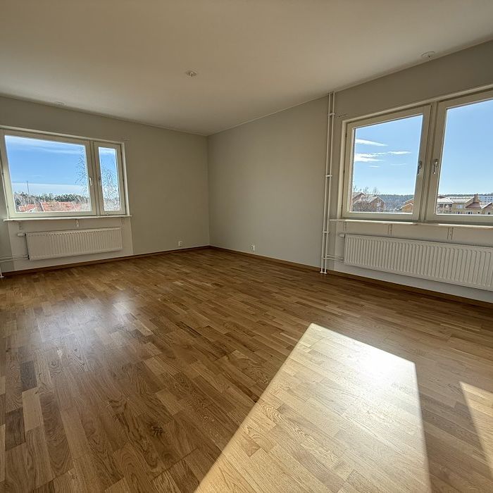 Centrumleden 41, Tingvalla - Photo 1