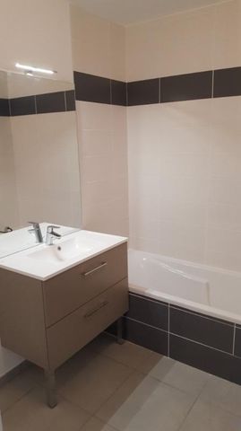 Location Appartement 2 pièces 44m² ARGONAY 74370 - Photo 5