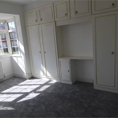 5 bedroom semi-detached house to rent - Photo 1