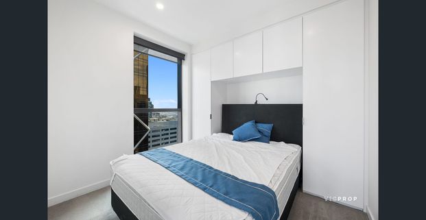 LIVING IN THE HEART OF CBD - FULLY FURNISHED ONE BED! - Photo 1