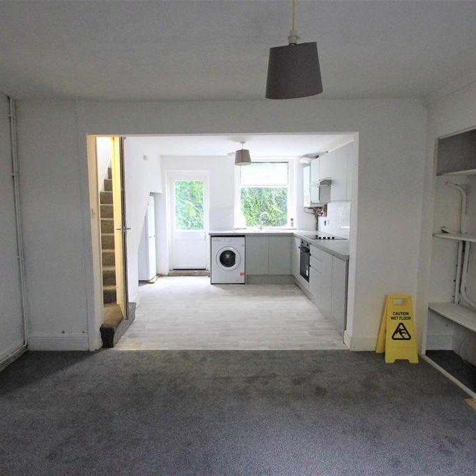 4 bedroom house share to rent - Photo 1