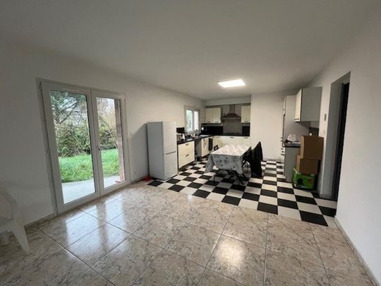 location Maison AV DE 251m² À PIBRAC - Photo 1