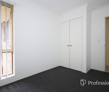 Charming Rustic Home - Photo 5