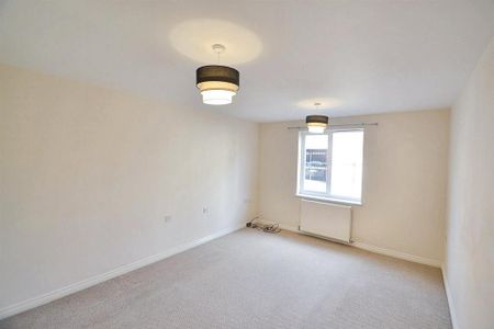 4 bedroom townhouse to rent - Photo 2