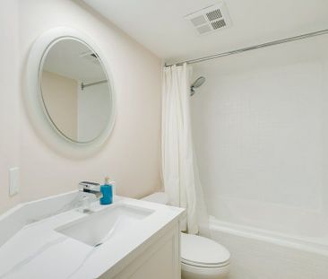 For Lease - 18 Beverley Street Unit# 327, Toronto, Ontario - Photo 1