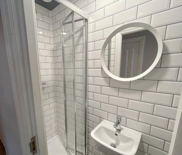 6 bedroom terraced house to rent - Photo 5