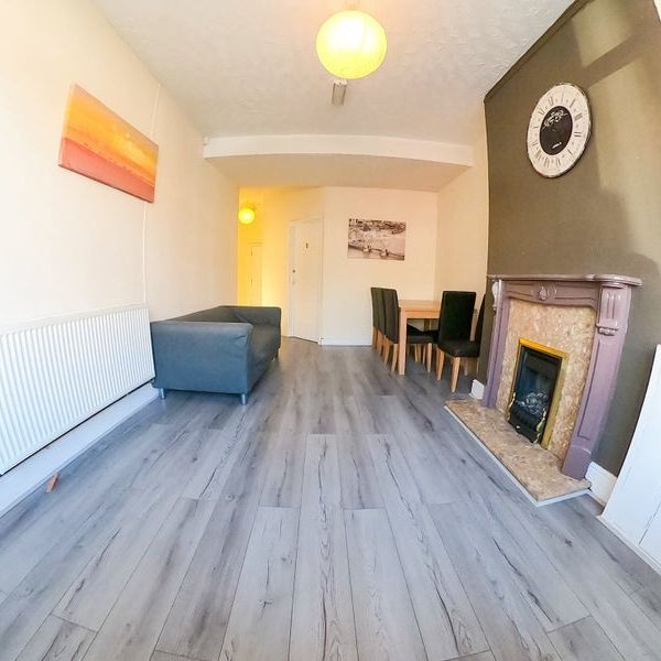 Room in a Shared House, Stanley Road, CV5 - Photo 1