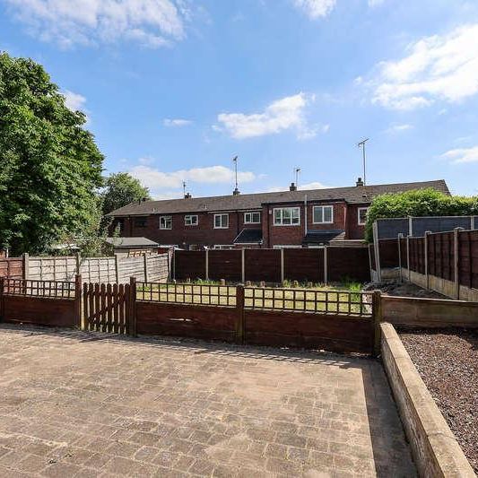 Wilwick Lane, Macclesfield, SK11 - Photo 1