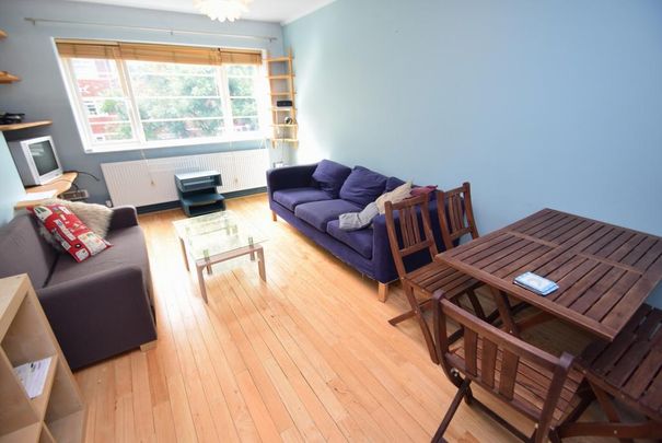 3 bedroom apartment to rent - Photo 1